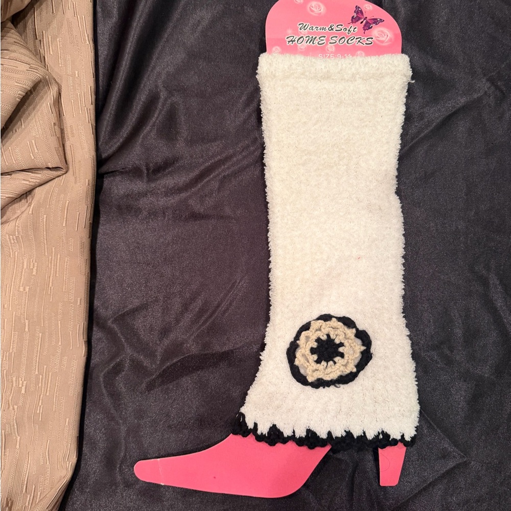 Warm & Soft Cream Women's Home Sock Leg Warmers with Decorative Flower